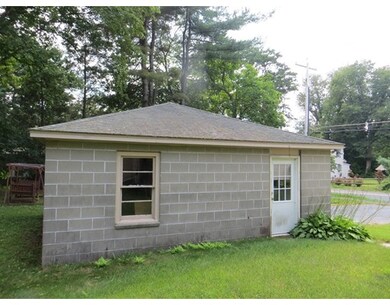 65 Burnett St, Auburn, MA 01501 - photo 4