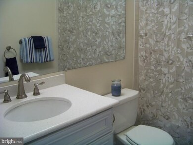 14909 Mckisson Ct unit B, Silver Spring, MD 20906 - photo 6