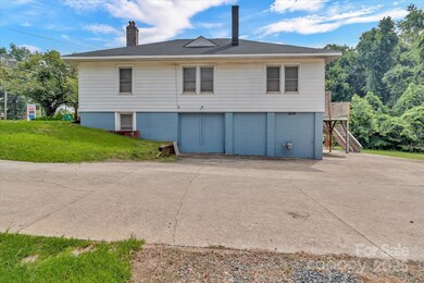 8209 Moores Chapel Rd, Charlotte, NC 28214 - photo 6