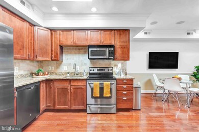 1430 Newton St NW unit 401, Washington, DC 20010 - photo 3