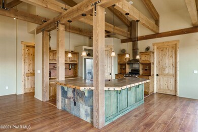 009_Kitchen