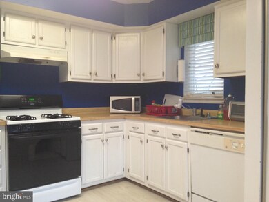 3723 Nimitz Rd, Kensington, MD 20895 - photo 2