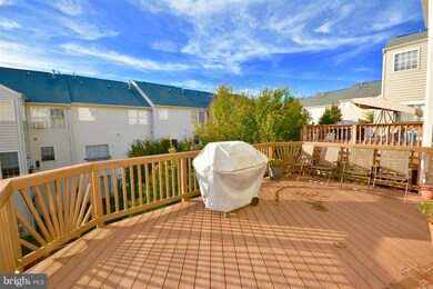 12065 Kemps Landing Cir, Manassas, VA 20109 - photo 2