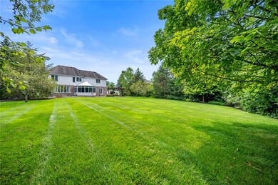 10202 Woods Edge Dr, Fishers, IN 46037 - photo 7