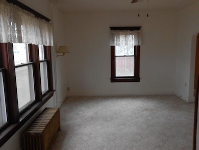 417 3rd Ave NW, Jamestown, ND 58401 - photo 5