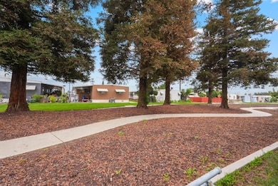 2845 E Hatch Rd unit 84, Modesto, CA 95351 - photo 4