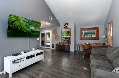 Spacious Livingroom
