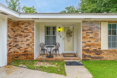 108 Pecan Grove Drive-2