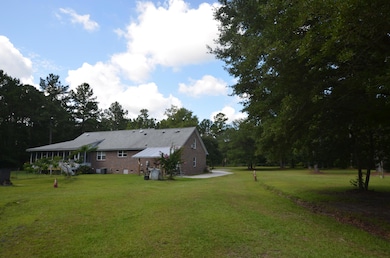 2300 Bethera Rd, Bonneau, SC 29431 - photo 6