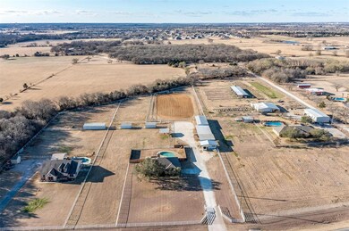 1008 Conveyor Dr, Joshua, TX 76058 - photo 5