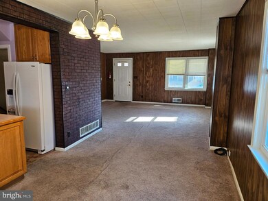 2209 Redthorn Rd, Middle River, MD 21220 - photo 6