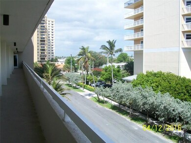 3424 SE 12th St unit D3, Pompano Beach, FL 33062 - photo 7