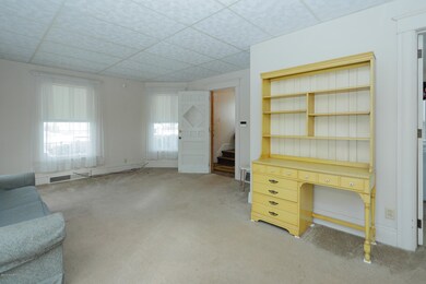 38 Garrison Ave-105