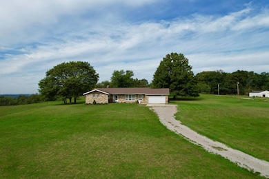 125 Raymond Franks Rd, Smithfield, PA 15478 - photo 4