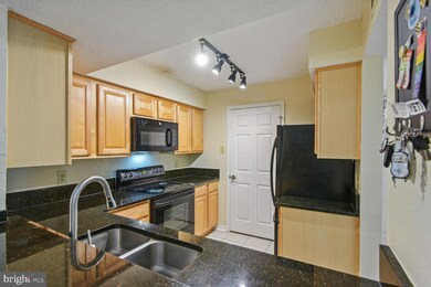 1543 Lincoln Way unit 204, McLean, VA 22102 - photo 7