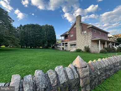 509 E Market St, Williamstown, PA 17098 - photo 4