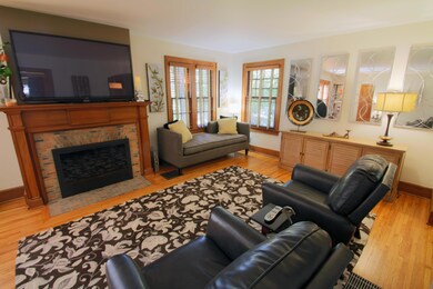 Rebuilt gas log fireplace