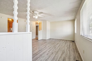 2-web-or-mls-3330-balford-square-s