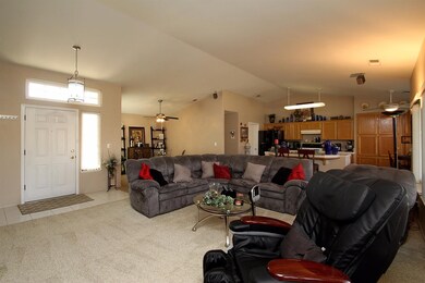 6440 E Inyo St, Fresno, CA 93727 - photo 7