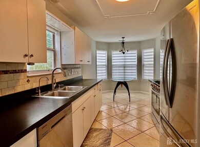 51 Carlisle Ct, Old Bridge, NJ 08857 - photo 5