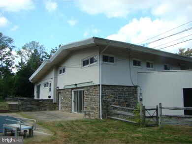 301 Clairemont Rd, Villanova, PA 19085 - photo 2