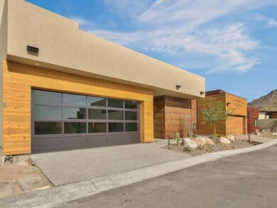 003_GARAGE AREA