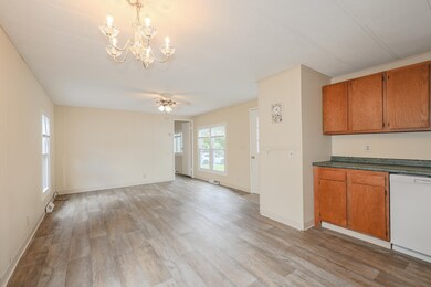 16 Milky Way, Manchester, NH 03109 - photo 4