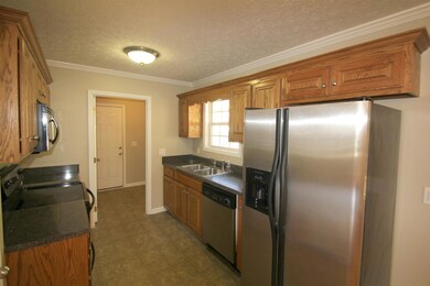 461 Indian Springs Cir, Manchester, TN 37355 - photo 5