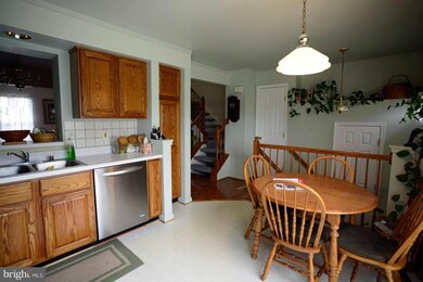 46746 Graham Cove Square, Sterling, VA 20165 - photo 4