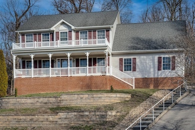 1841 Manor Dr, Harrisonburg, VA 22801 - photo 2