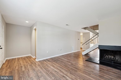 2053 Headlands Cir, Reston, VA 20191 - photo 6