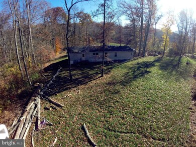 2951 Saint Peters Rd, Elverson, PA 19520 - photo 6