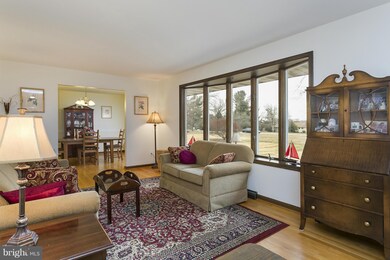 17208 Hunter Green Rd, Upperco, MD 21155 - photo 3