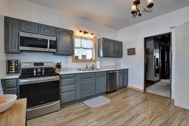 502 N Jefferson St, Converse, IN 46919 - photo 6