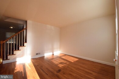 4434 Cedar Garden Rd, Baltimore, MD 21229 - photo 3