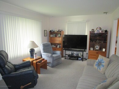 523 Hamilton Ave, Lansing, MI 48910 - photo 3