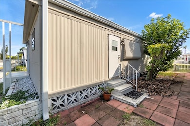 1709 21st Ave W, Bradenton, FL 34205 - photo 4