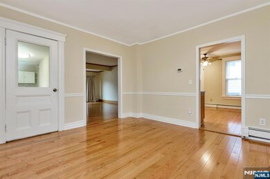 32 Washburn Place unit 1, Caldwell, NJ 07006 - photo 6