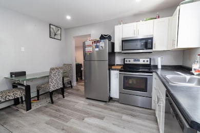 867 Minot Auburn-22