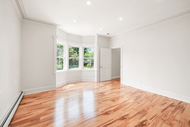 546 Snell St, Fall River, MA 02721 - photo 3