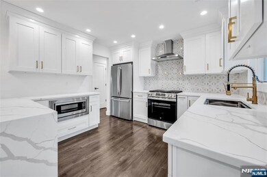 800 Raritan Rd, Clark, NJ 07066 - photo 6