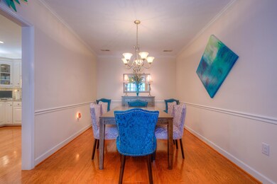 4845 101 Dining Room