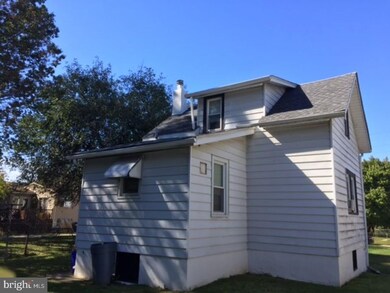 318 E Center Ave, Maple Shade, NJ 08052 - photo 5