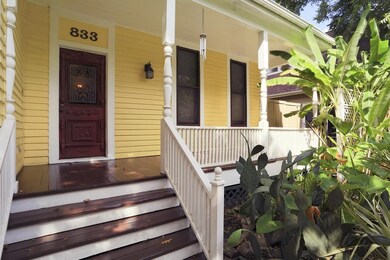 833 Columbia St, Houston, TX 77007 - photo 2