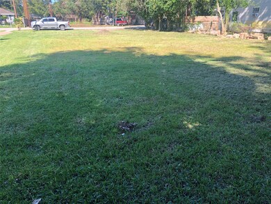 937 Dewalt St, Houston, TX 77088 - photo 2