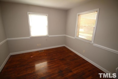 Photo #6