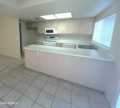 17811 N 29th Dr, Phoenix, AZ 85053 - photo 3