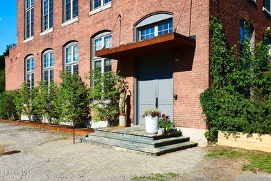 410 Park St, Great Barrington, MA 01230 - photo 4