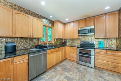 14 Marshall Trail, Hopatcong, NJ 07843 - photo 6