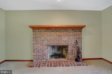 3302 Scotland Rd, Chambersburg, PA 17202 - photo 6